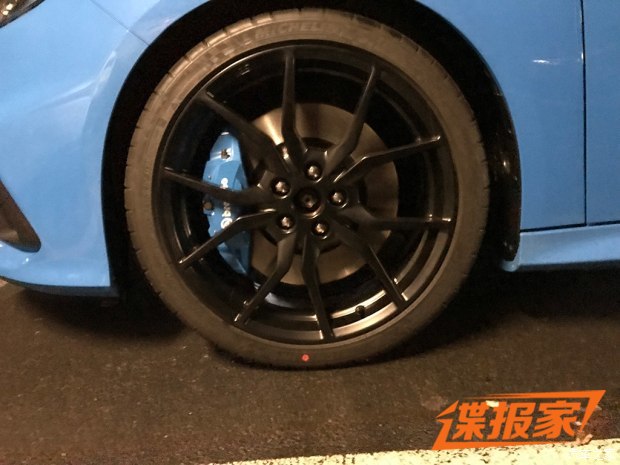 2018日內(nèi)瓦車展探館：?？怂筊S限量版